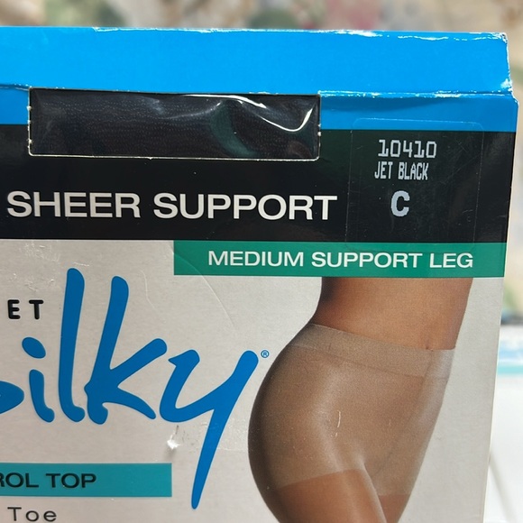 Pantyhose 6 pair controlled top bundle #23 - Picture 4 of 11